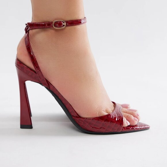 New Glossy Red Crocodile-Embossed Stiletto High Heel Sandal Ankle Strap Open Toe - Picture 3 of 5